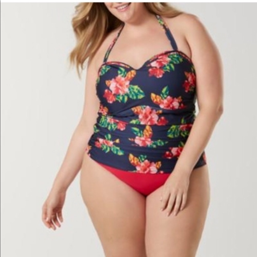 NWT! [Tropical Escape] Swim Top